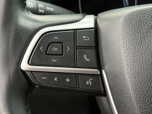 Used 2024 Toyota Grand Highlander XLE image 23