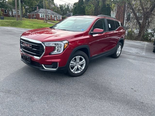 Used 2024 GMC Terrain SLE w/ Driver Convenience Package AWD/4WD image 1