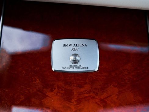 Used 2024 BMW ALPINA XB7 ALPINA XB7 image 83