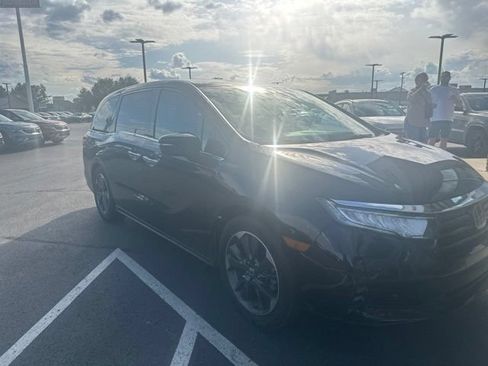 Used 2023 Honda Odyssey Elite image 1