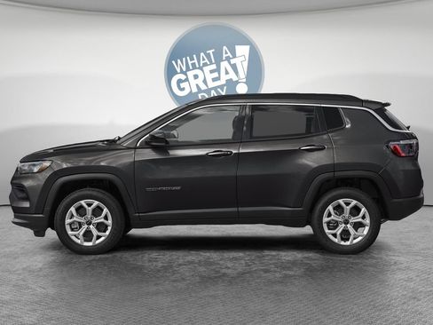 New 2026 Jeep Compass Limited AWD/4WD image 3