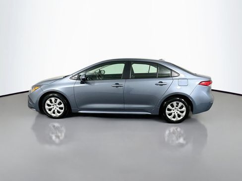 Used 2025 Toyota Corolla LE FWD image 8