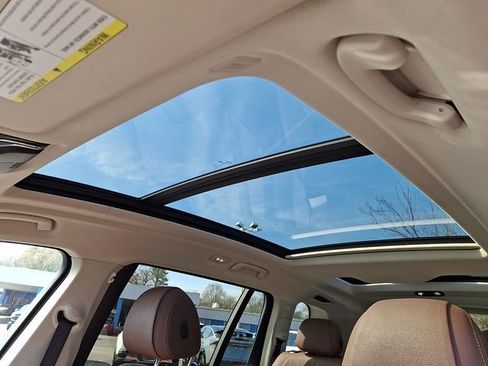 Used 2022 BMW X7 xDrive40i w/ Premium Package image 17