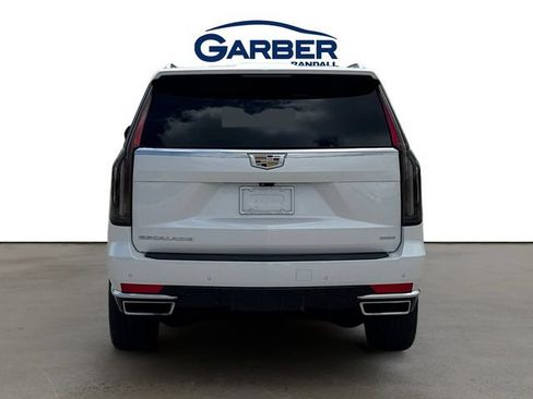 Certified 2023 Cadillac Escalade Premium Luxury AWD/4WD image 4
