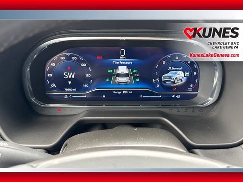 Used 2024 Chevrolet Suburban LT AWD/4WD image 25