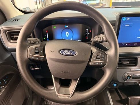 Used 2025 Ford Maverick XLT w/ Equipment Group 301A AWD/4WD image 26