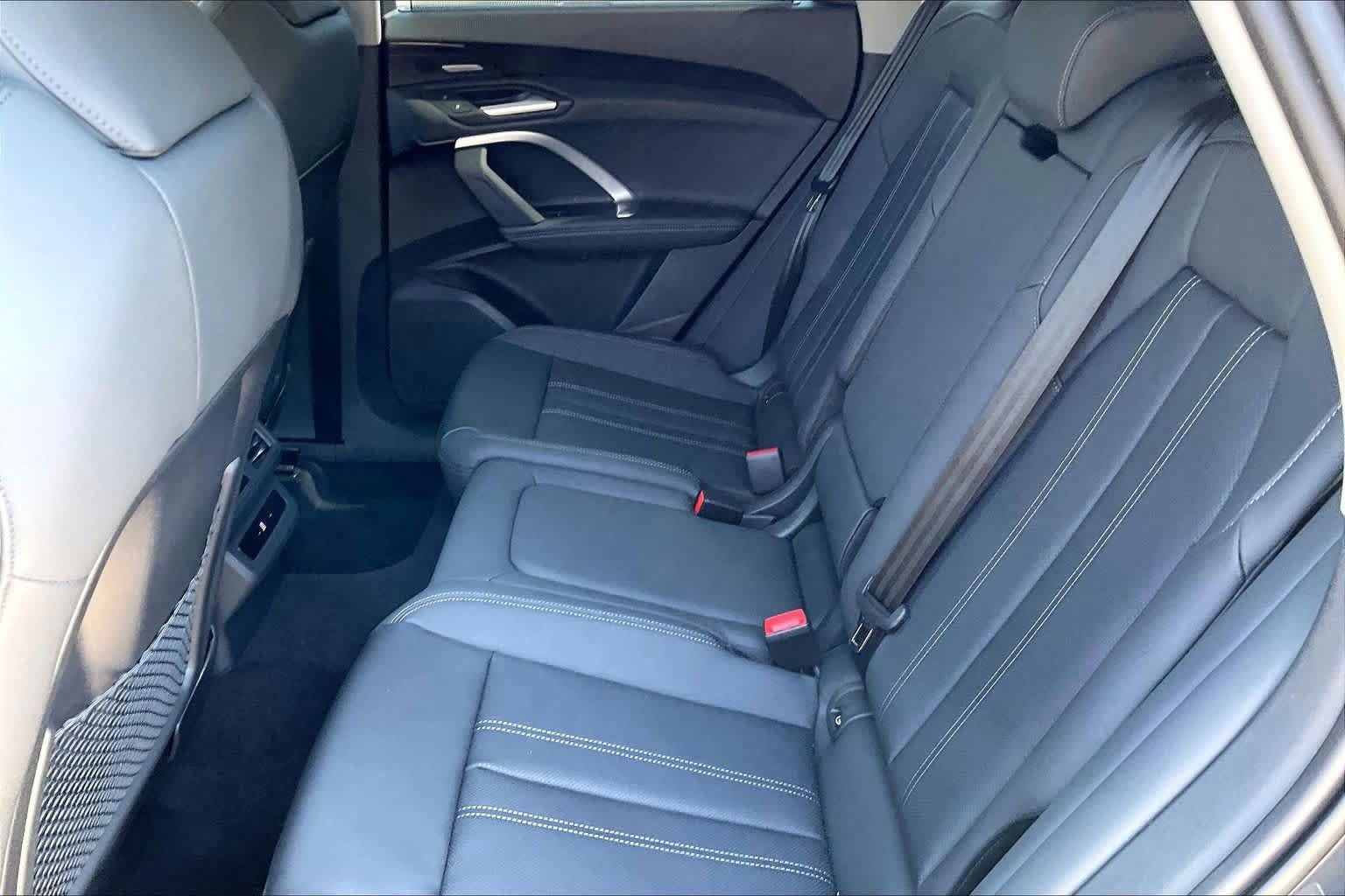 New 2026 Audi Q5 Premium Plus w/ Premium Plus AWD/4WD image 17
