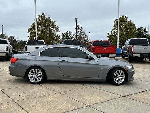 Used 2012 BMW 328i Convertible image 24