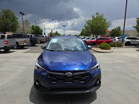 Used 2024 Subaru Crosstrek 2.0i Premium AWD/4WD image 2