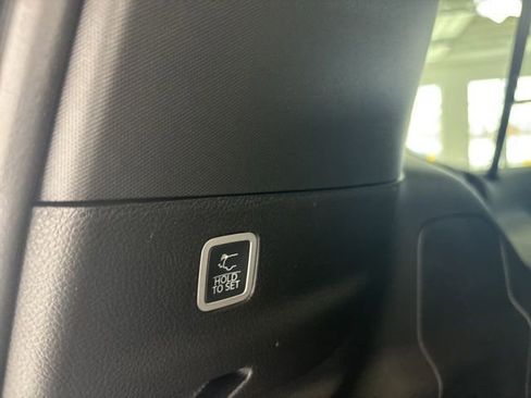 New 2026 Jeep Grand Wagoneer L 4WD w/ Premium Group I image 14