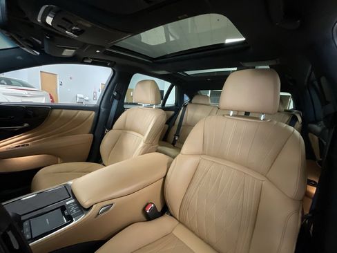 Used 2021 Lexus LS 500 AWD w/ Interior Upgrade Package image 10