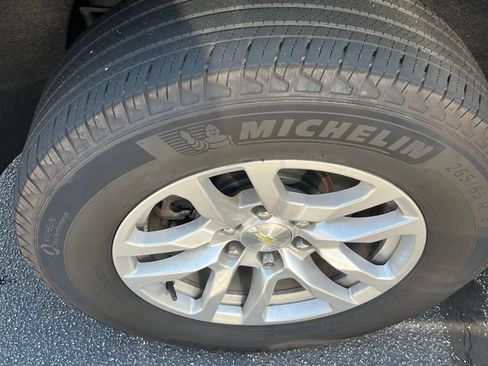 Used 2021 Chevrolet Tahoe LT AWD/4WD image 15