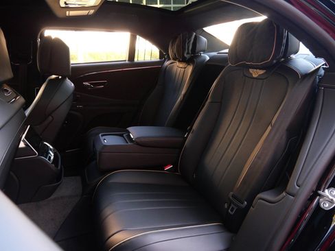 New 2026 Bentley Flying Spur Plug-In Hybrid AWD/4WD image 19
