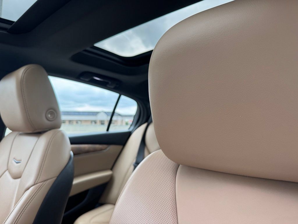 Used 2020 Cadillac CT5 Premium Luxury AWD/4WD image 26