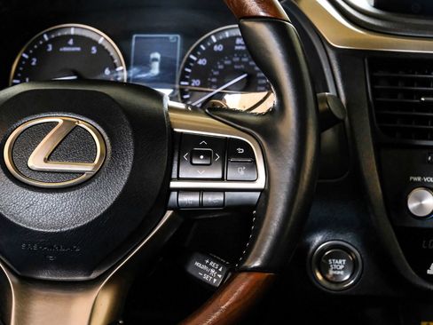 Used 2022 Lexus RX 350L FWD w/ Premium Package image 18