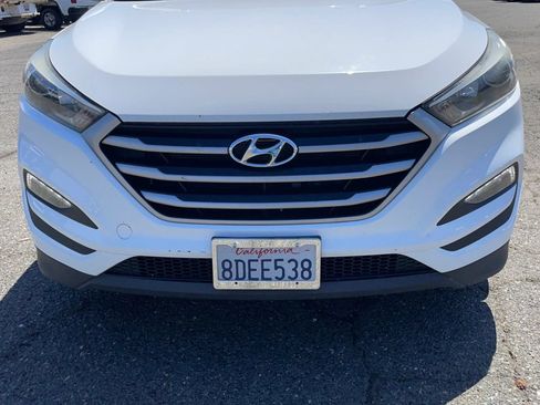 Used 2018 Hyundai Tucson SEL AWD/4WD image 42