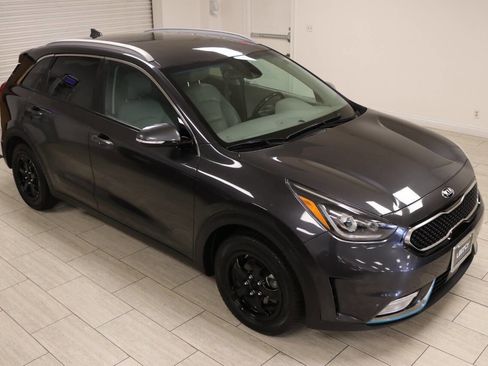 Used 2018 Kia Niro EX Premium image 89