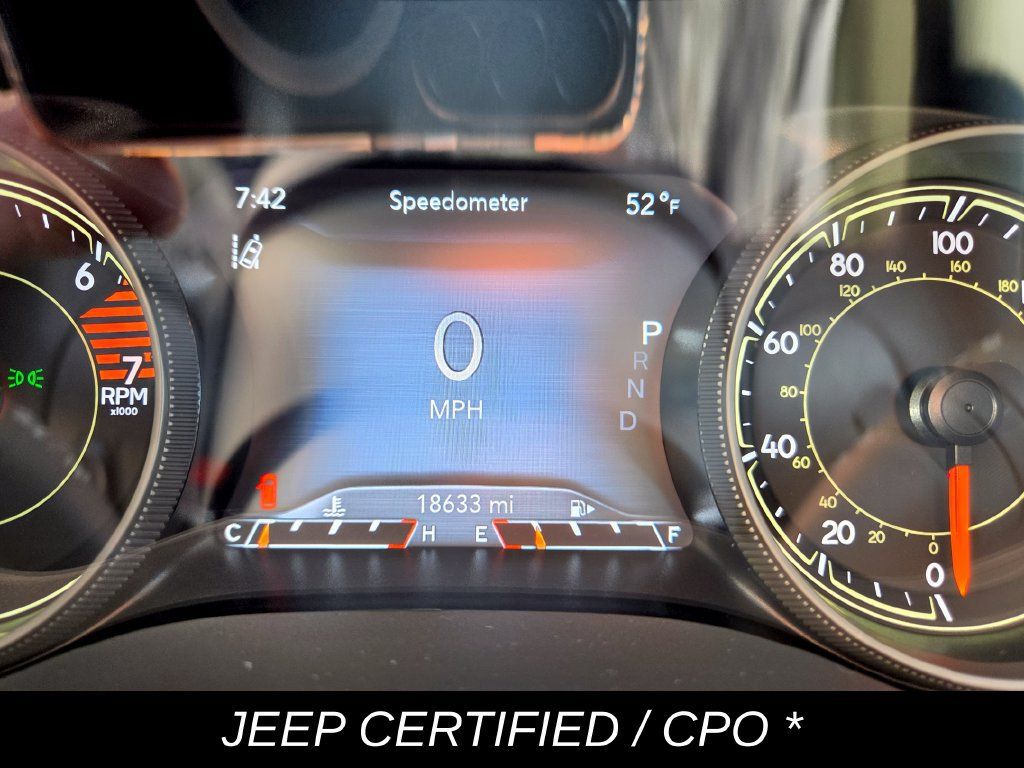 Used 2023 Jeep Cherokee Altitude Lux w/ Lux Elite Package AWD/4WD image 13