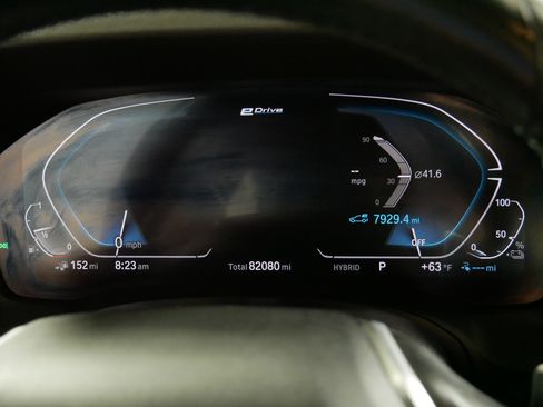 Used 2021 BMW 330e xDrive w/ Convenience Package image 21