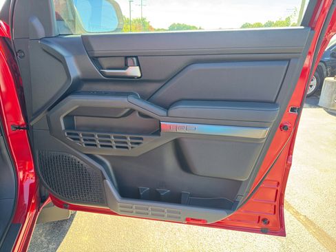 New 2025 Toyota Tacoma TRD Off-Road image 29