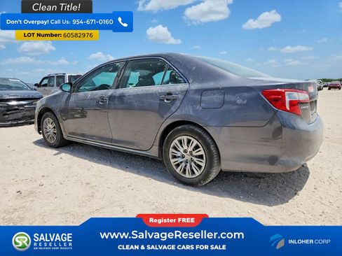 Used 2014 Toyota Camry LE FWD image 3