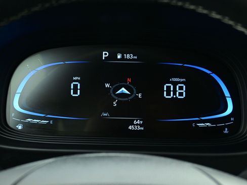 Certified 2025 Hyundai Venue Limited image 24