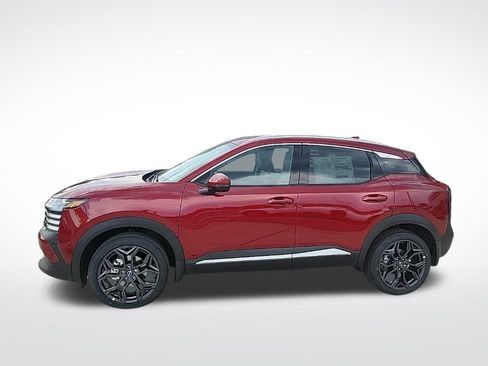 New 2025 Nissan Kicks SR w/ SR Premium Package image 2