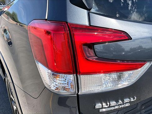 Used 2022 Subaru Forester Premium AWD/4WD image 31