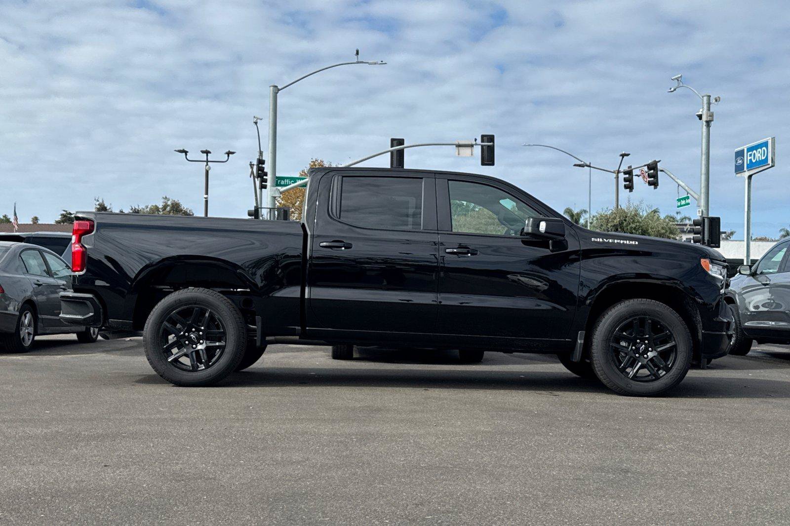 New 2026 Chevrolet Silverado 1500 RST w/ Safety Package RWD image 4