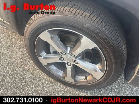 Used 2026 Jeep Grand Cherokee Limited AWD/4WD image 7