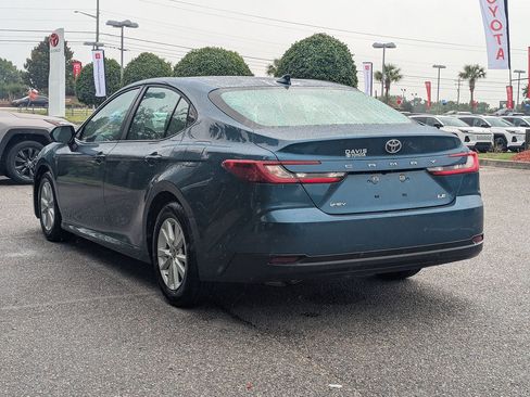 Certified 2025 Toyota Camry LE FWD image 5
