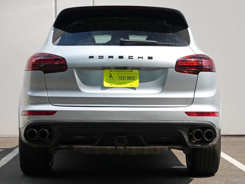 Used 2017 Porsche Cayenne Platinum Edition AWD/4WD image 10