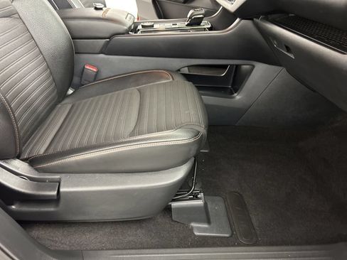 Used 2024 Nissan Pathfinder Rock Creek AWD/4WD image 36