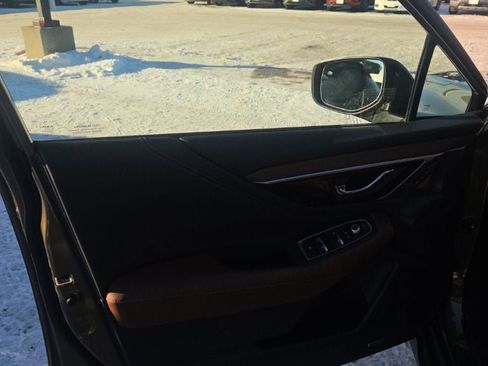 Used 2023 Subaru Outback Touring w/ Popular Package #2 image 11