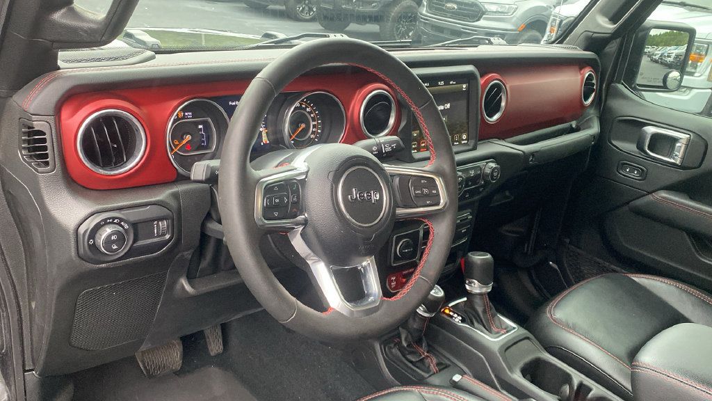 Used 2023 Jeep Gladiator Rubicon w/ Cold Weather Group AWD/4WD image 15