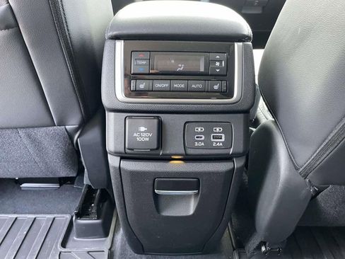 Certified 2024 Subaru Ascent Touring w/ Popular Package #2 AWD/4WD image 5