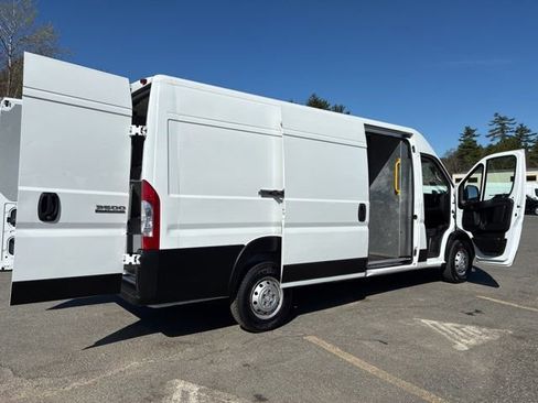 Used 2023 RAM ProMaster 3500 w/ Driver Convenience Group FWD image 22