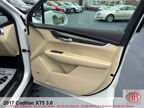 Used 2017 Cadillac XT5 FWD image 16