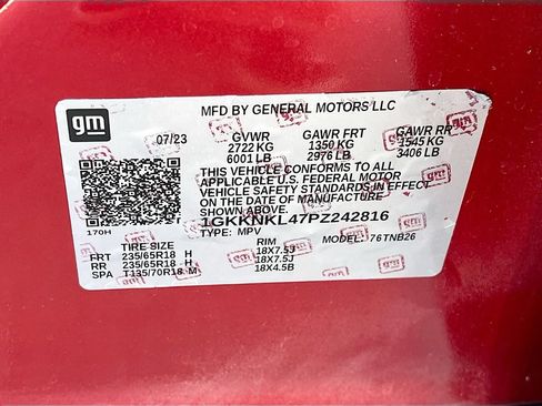 Used 2023 GMC Acadia SLE w/ Driver Convenience Package FWD image 31