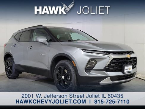 Used 2024 Chevrolet Blazer LT w/ Convenience Package image 11