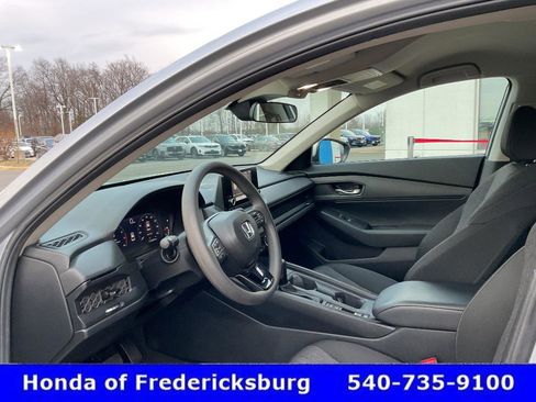 Certified 2025 Honda Accord LX image 26