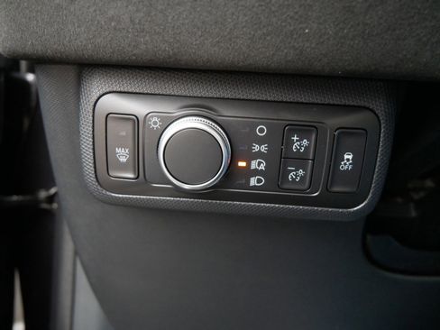 Used 2022 Ford Mustang Mach-E GT image 31