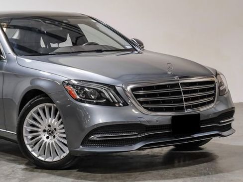 Used 2018 Mercedes-Benz S 560 4MATIC Sedan image 11