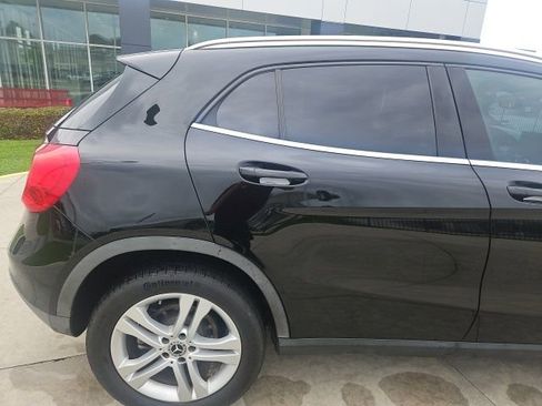 Used 2018 Mercedes-Benz GLA 250 4MATIC image 14