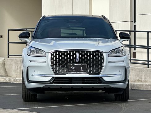 New 2026 Lincoln Corsair Grand Touring image 8