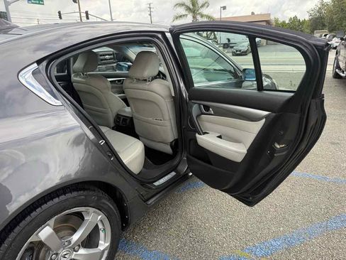 Used 2010 Acura TL SH-AWD image 25