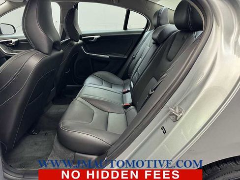 Used 2018 Volvo S60 T5 Dynamic w/ Vision Package image 15