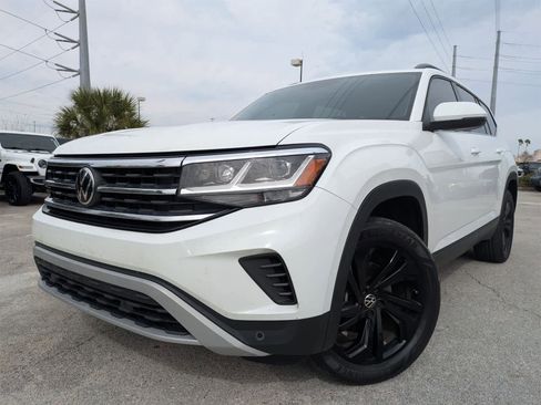 Used 2023 Volkswagen Atlas SE image 1