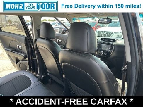 Used 2019 Kia Soul ! FWD image 17