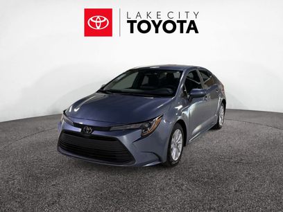 Used 2025 Toyota Corolla LE w/ LE Premium Package